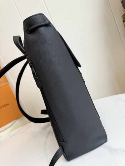 Louis Vuitton Fastline Backpack 30 M15262