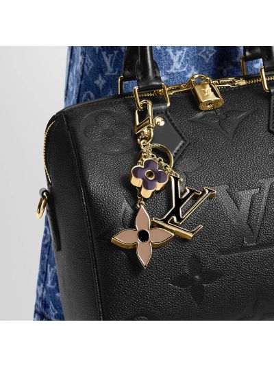 louis-vuitton-fleur-de-monogram-bag-charm-metal-m01652-in-golden-rxlvi18105-03