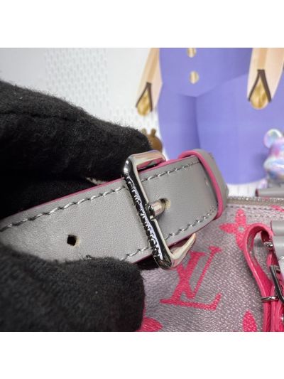 louis-vuitton-gray-and-pink-monogram-travel-bag-rxlvj01230-07