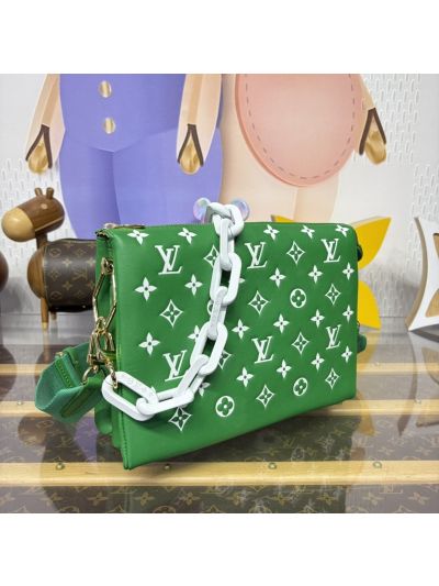 louis-vuitton-green-and-white-monogram-chain-pouch-bag-rxlvj01288-02