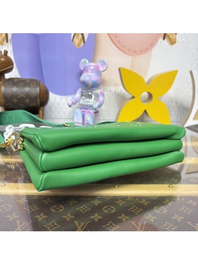 louis-vuitton-green-and-white-monogram-chain-pouch-bag-rxlvj01288-04