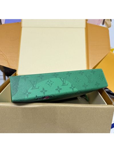louis-vuitton-green-palm-graphic-zip-clutch-rxlvj01141-05