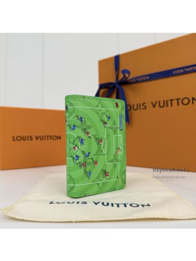 louis-vuitton-green-patterned-folding-card-holder-rxlvj03125-02