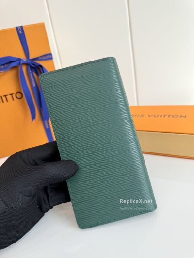 louis-vuitton-green-ribbed-long-fold-wallet-rxlvj02227-03