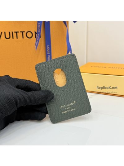 louis-vuitton-grey-and-green-monogram-card-holder-with-yellow-detail-rxlvj01489-02