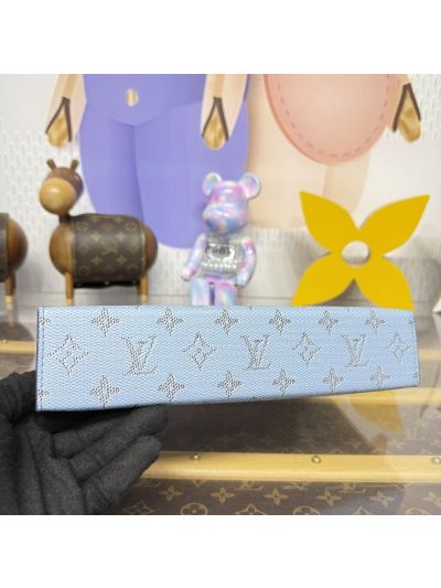 louis-vuitton-light-blue-monogram-graphic-zip-clutch-rxlvj01142-04