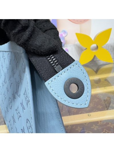 louis-vuitton-light-blue-monogram-zip-clutch-rxlvj01145-07