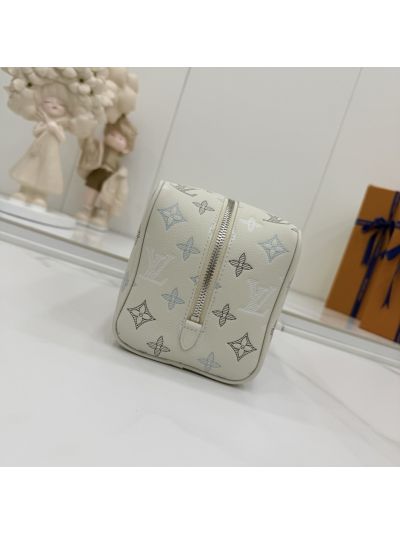 louis-vuitton-light-gray-multitone-monogram-toiletry-pouch-rxlvj01239-07