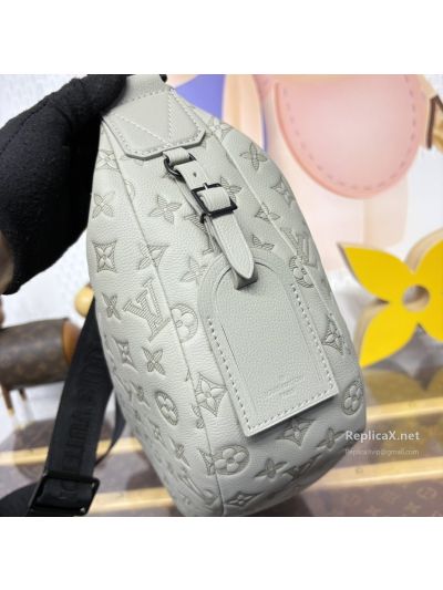 louis-vuitton-light-grey-monogram-crescent-shoulder-bag-rxlvj01679-03