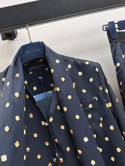 Louis Vuitton Long Sleeve Contrast-Trim Set in Navy