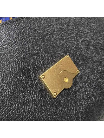 Louis Vuitton Low Key Messenger Calf M13151 30 Monogram M13151 Premium