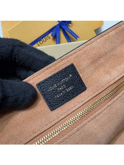 Louis Vuitton Low Key Messenger Calf M13151 30 Monogram M13151 Premium
