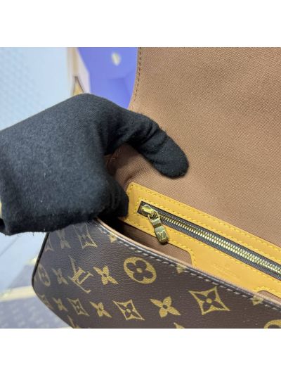 Louis Vuitton Mini Looping 25 Monogram M51147