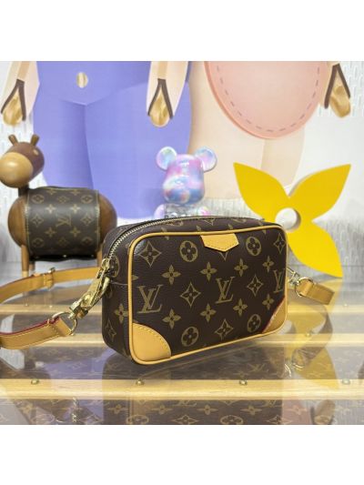 Louis Vuitton Monogram Canvas Trocadero Wearable Wallet M14058 20 Monogram M14058