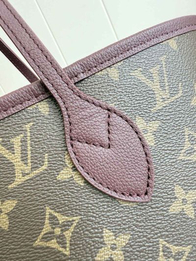 louis-vuitton-monogram-tote-with-burgundy-trim-rxlvj01123-05