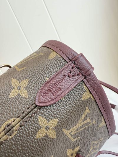 louis-vuitton-monogram-tote-with-burgundy-trim-rxlvj01123-07