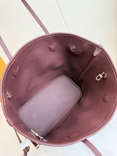 louis-vuitton-monogram-tote-with-burgundy-trim-rxlvj01123-09