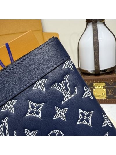 louis-vuitton-navy-and-white-monogram-wristlet-pouch-rxlvj01166-10