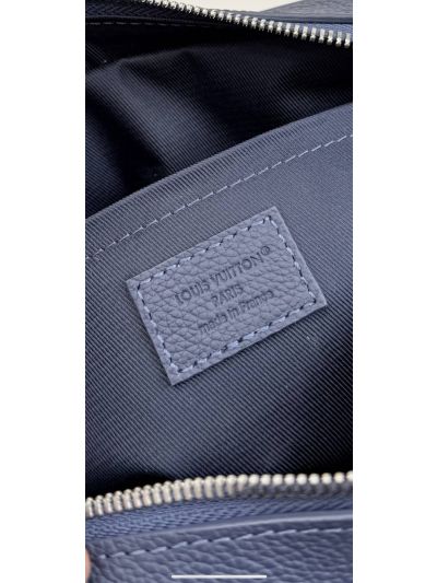 louis-vuitton-navy-compact-shoulder-bag-rxlvj01266-08