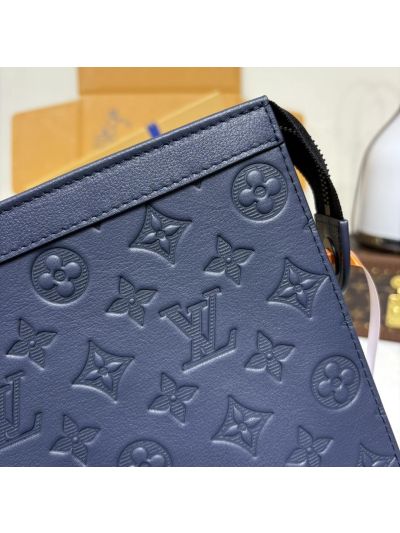 louis-vuitton-navy-embossed-zip-clutch-rxlvj01138-12