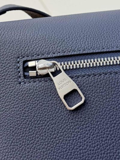 louis-vuitton-navy-flap-messenger-bag-rxlvj01265-03
