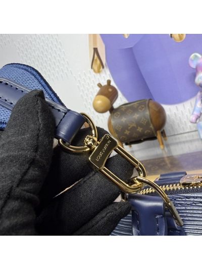 louis-vuitton-navy-ribbed-dome-top-handle-bag-rxlvj01301-10
