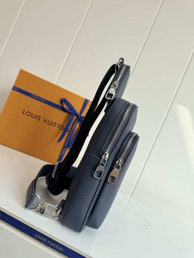 louis-vuitton-navy-vertical-sling-bag-rxlvj01292-09