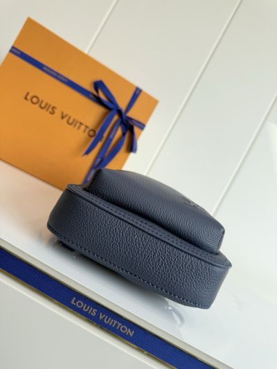 louis-vuitton-navy-vertical-sling-bag-rxlvj01292-10