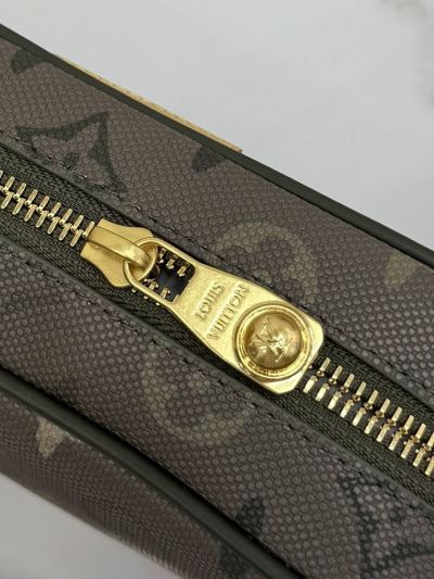 louis-vuitton-olive-and-taupe-monogram-crossbody-bag-rxlvj01269-03