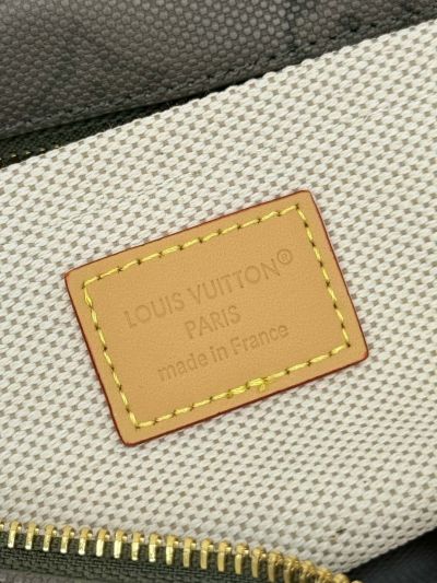 louis-vuitton-olive-and-taupe-monogram-crossbody-bag-rxlvj01269-05
