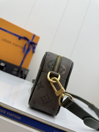 louis-vuitton-olive-and-taupe-monogram-crossbody-bag-rxlvj01269-09