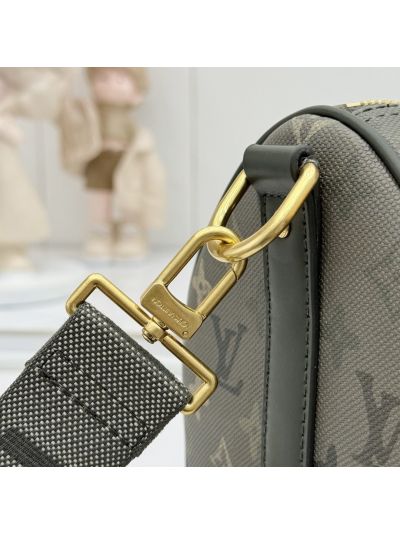 louis-vuitton-olive-and-taupe-monogram-travel-bag-rxlvj01273-03