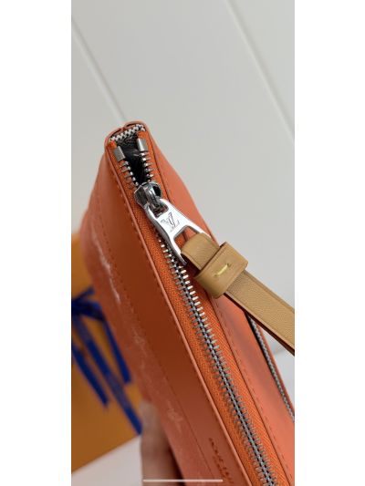 louis-vuitton-orange-monogram-zip-pouch-rxlvj01218-03