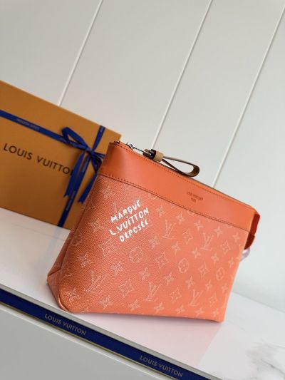 louis-vuitton-orange-monogram-zip-pouch-rxlvj01218-09