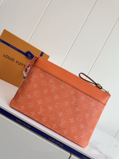 louis-vuitton-orange-monogram-zip-pouch-rxlvj01218-10