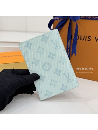 louis-vuitton-pale-blue-monogram-passport-cover-rxlvj01401-02