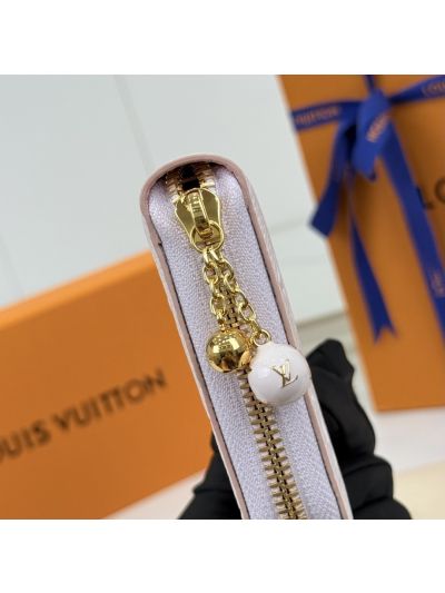 louis-vuitton-pale-pink-monogram-zip-around-wallet-rxlvj01209-03