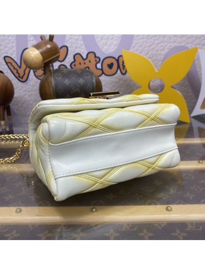 louis-vuitton-pale-yellow-quilted-turn-lock-top-handle-bag-rxlvj01311-04