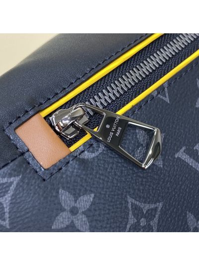 louis-vuitton-patch-detail-belt-bag-rxlvj01113-09