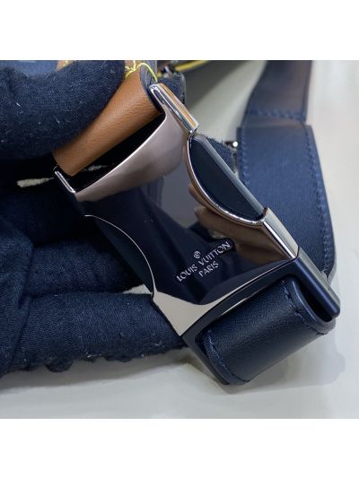 louis-vuitton-patch-detail-belt-bag-rxlvj01113-10