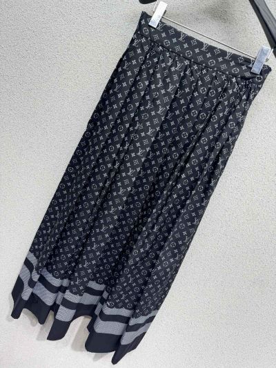 Louis Vuitton Pleated Monogram Skirt in Navy and White