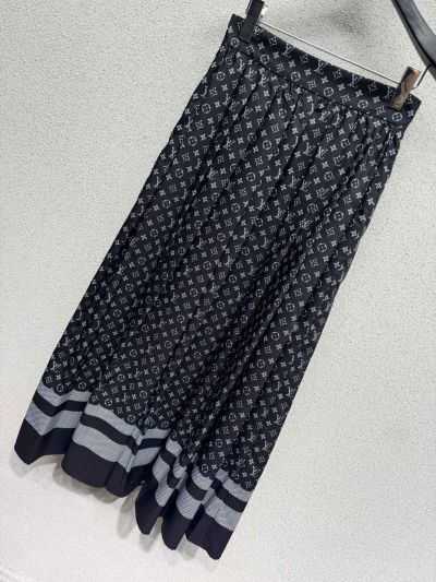 Louis Vuitton Pleated Monogram Skirt in Navy and White