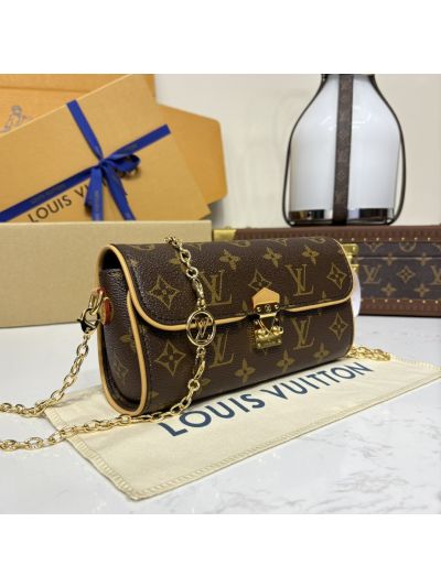 Louis Vuitton Pochette Camille 20 Monogram M13566 Premium