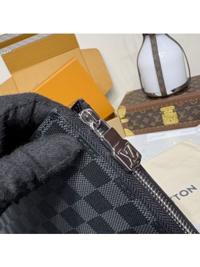 louis-vuitton-pochette-jour-n64437-rxlvj01117-07