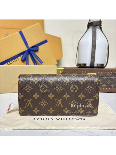 Louis Vuitton Pochette M82509 in brown monogram canvas