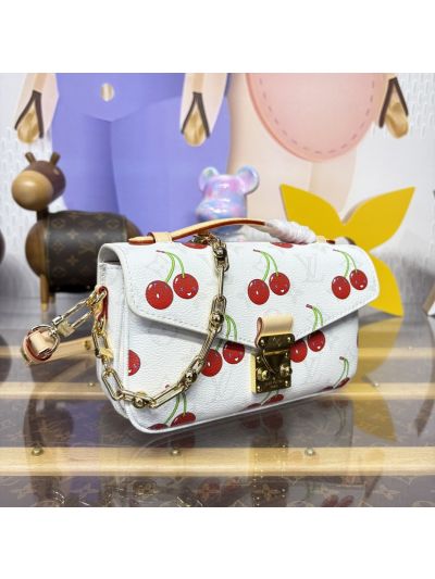 Louis Vuitton Pochette Métis East West 18 Monogram M14231