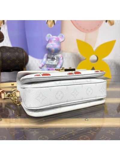 Louis Vuitton Pochette Métis East West 25 Monogram M14231