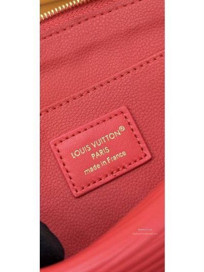 louis-vuitton-red-ribbed-compact-cosmetic-pouch-rxlvj01617-02