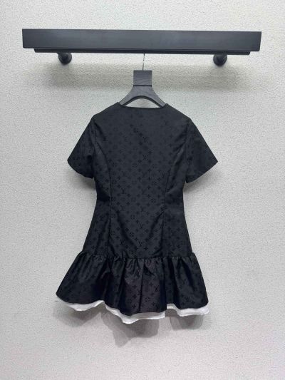Louis Vuitton Short Sleeve Contrast-Trim Dress in Black HQ620009