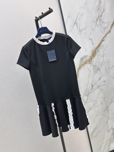 Louis Vuitton Short Sleeve Contrast-Trim Dress in Black HQ620019
